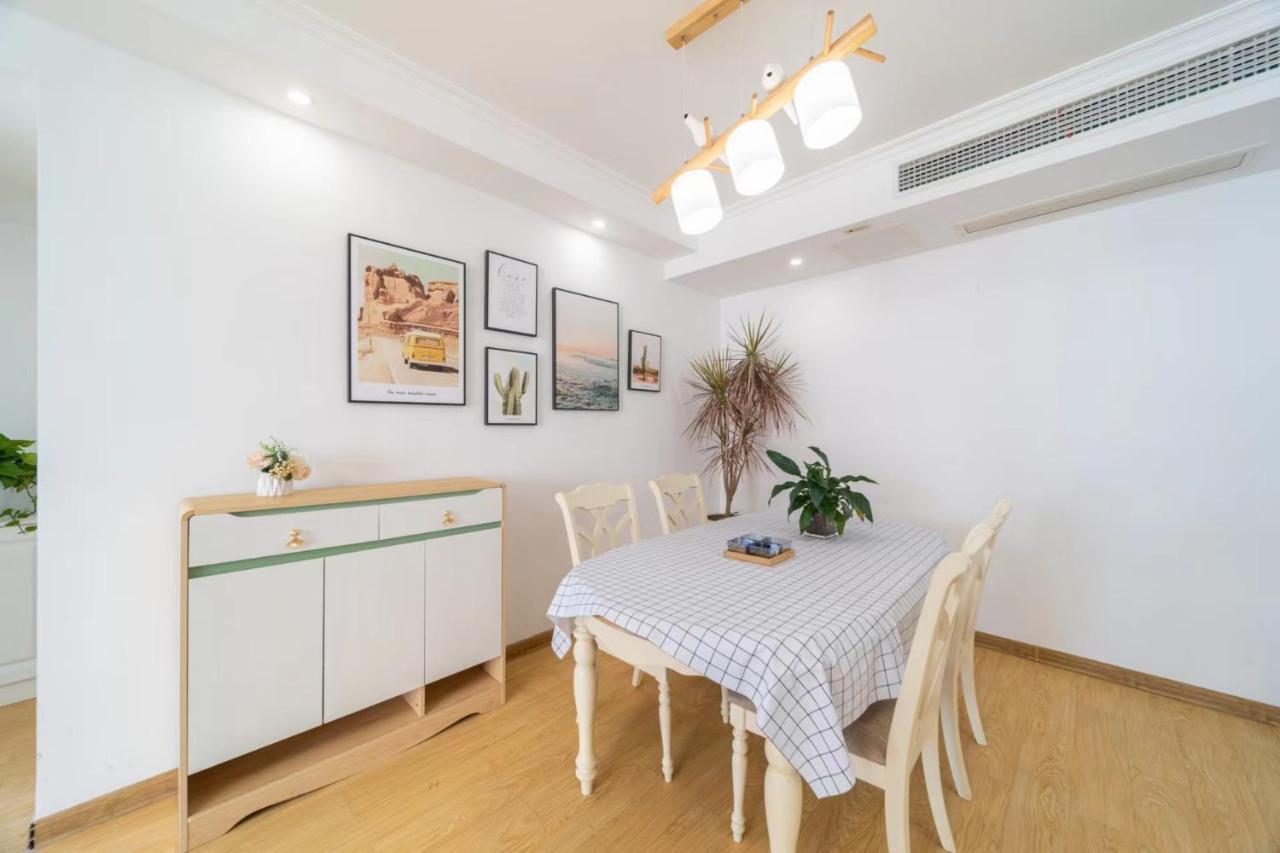 Cloud & Sea Boutique Apartment Rizhao Bagian luar foto